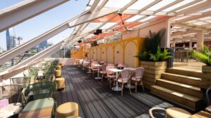 circes corner 2 scaled r22w1kh73yixef98i9ypem5tchg5sdsgdq4vwapq28